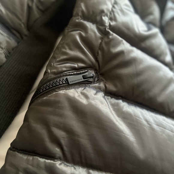 BCBGMAXAZRIA Women's Puffer with Strom Cuff - XS - Picture 11 of 11